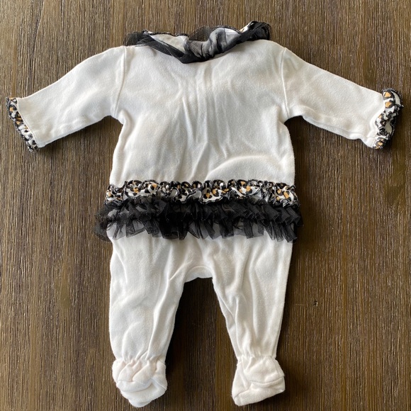 🎉 Baby Girl Leopard print sleeper - Picture 2 of 2